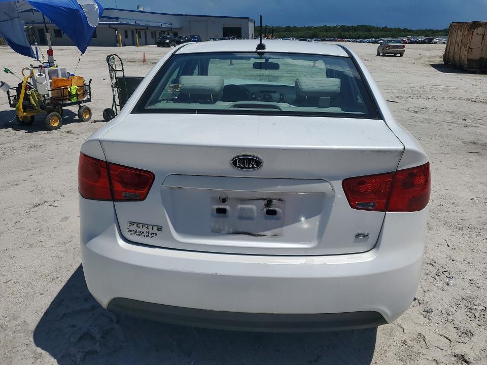 58399316 :رقم المزاد ، KNAFU4A25C5642661 vin ، 2012 Kia Forte مزاد بيع