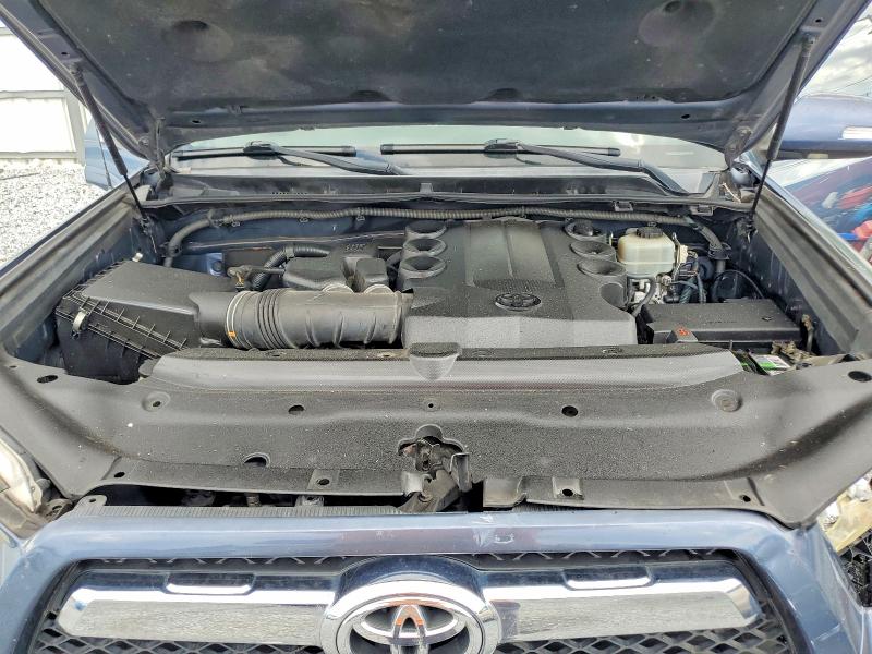 2011 Toyota 4runner მანქანა იყიდება აუქციონზე, vin: JTEZU5JR5B5022325, აუქციონის ნომერი: 57042606