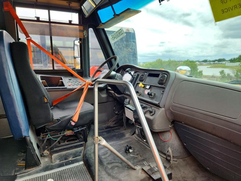 55930046 :رقم المزاد ، 4UZABRDT59CAG2894 vin ، 2009 Thomabuses Bus مزاد بيع