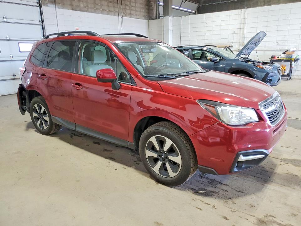 2017 Subaru Forester მანქანა იყიდება აუქციონზე, vin: JF2SJAGC1HH503773, აუქციონის ნომერი: 55961686