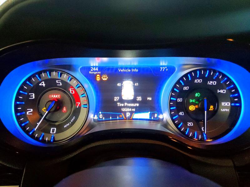 Продаж на аукціоні авто 2018 Chrysler 300, vin: 2C3CCABT0JH152668, номер лоту: 58158976