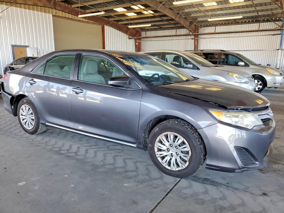2014 Toyota Camry მანქანა იყიდება აუქციონზე, vin: 4T4BF1FK1ER376679, აუქციონის ნომერი: 58994716
