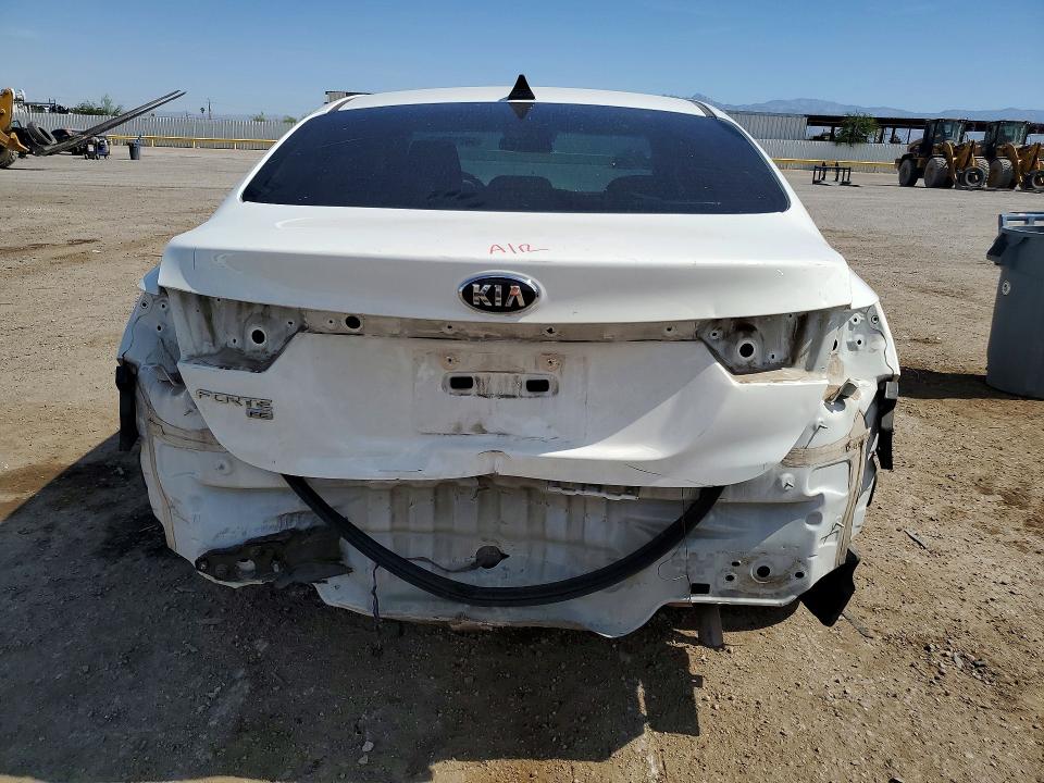 Продажа на аукционе авто 2021 Kia Forte, vin: 3KPF24AD8ME275951, номер лота: 56710396