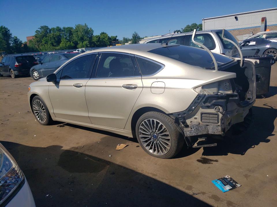 54826116 :رقم المزاد ، 3FA6P0T91HR136462 vin ، 2017 Ford Fusion مزاد بيع