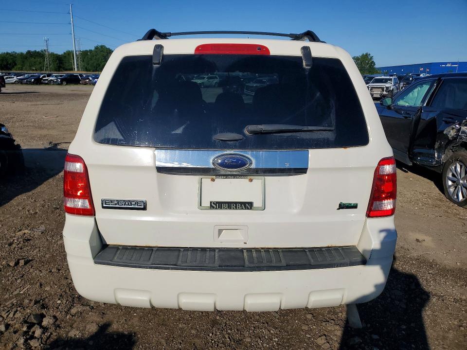 2011 Ford Escape მანქანა იყიდება აუქციონზე, vin: 1FMCU0EG9BKB71971, აუქციონის ნომერი: 57678046