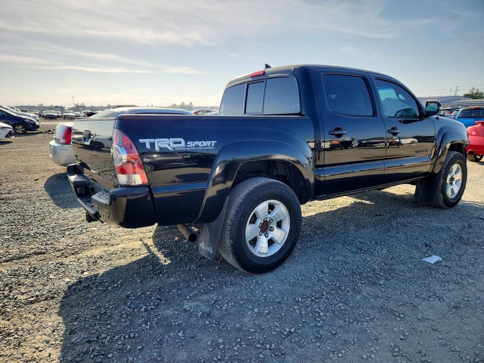 55470066 :رقم المزاد ، 3TMLU4EN0FM189378 vin ، 2015 Toyota Tacoma مزاد بيع