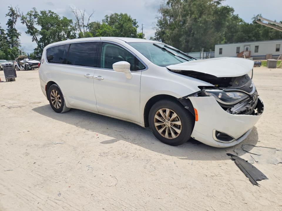 Продажа на аукционе авто 2019 Chrysler Pacifica, vin: 2C4RC1FG9KR576882, номер лота: 55914946