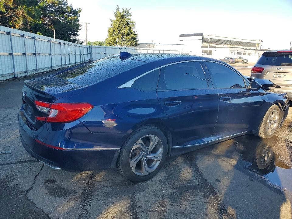 57663676 :رقم المزاد ، 1HGCV1F44KA110434 vin ، 2019 Honda Accord مزاد بيع