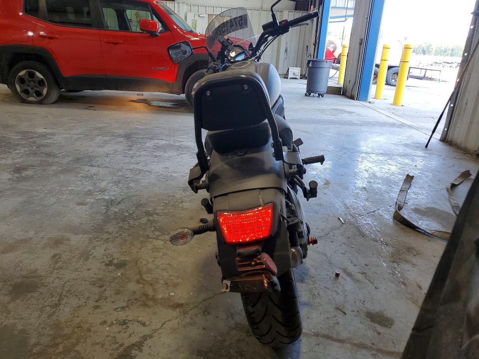 57415266 :رقم المزاد ، JKAENED14MDA27740 vin ، 2021 Kawasaki En650 مزاد بيع