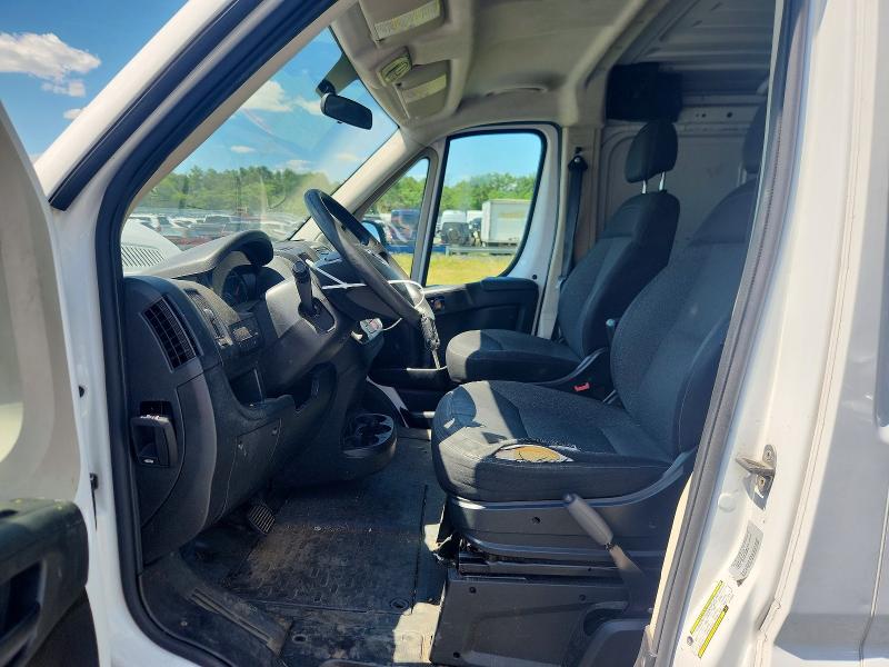 58618096 :رقم المزاد ، 3C6TRVAG5GE132983 vin ، 2016 Ram Promaster 1500 مزاد بيع