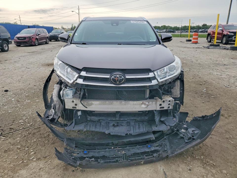 Продажа на аукционе авто 2019 Toyota Highlander, vin: 5TDJZRFH5KS942086, номер лота: 57689496