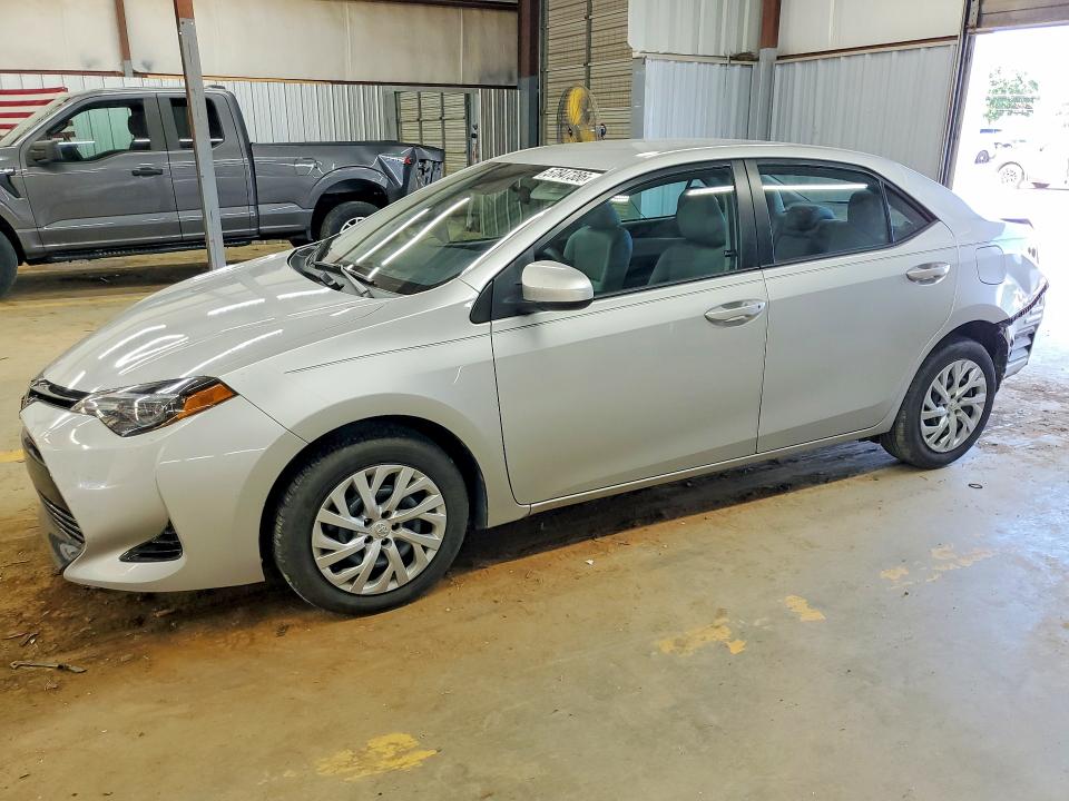 Auction sale of the 2018 Toyota Corolla, vin: 5YFBURHE3JP844185, lot number: 57847386