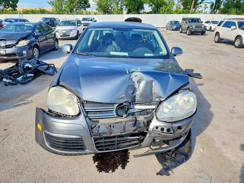 Продажа на аукционе авто 2010 Volkswagen Jetta, vin: 3VWRX7AJ8AM137749, номер лота: 56740326