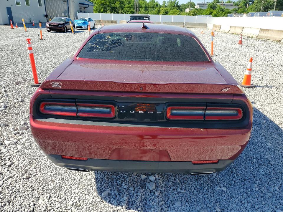 55347376 :رقم المزاد ، 2C3CDZGG3JH192881 vin ، 2018 Dodge Challenger مزاد بيع