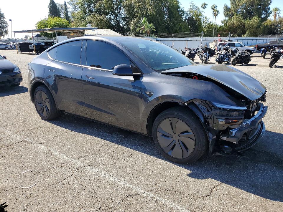 2026 Tesla Model Y მანქანა იყიდება აუქციონზე, vin: 7SAYGDEE4TF634365, აუქციონის ნომერი: 57419376