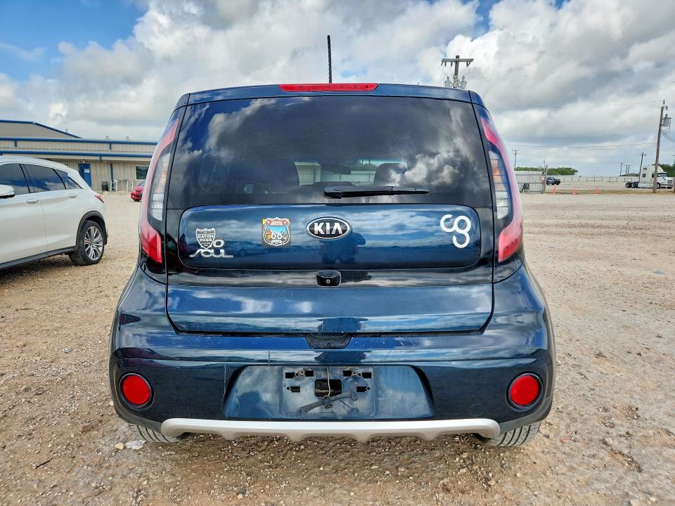 56940926 :رقم المزاد ، KNDJP3A59J7579106 vin ، 2018 Kia Soul مزاد بيع