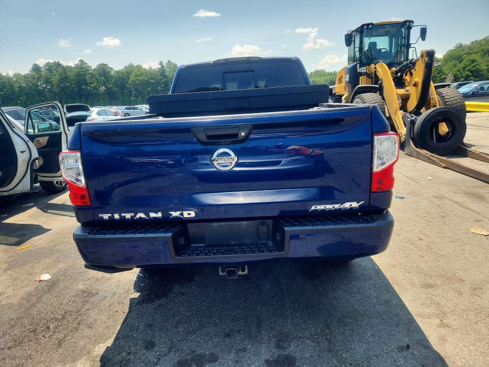 Продажа на аукционе авто 2017 Nissan Titan Xd, vin: 1N6AA1F42HN510458, номер лота: 58758086