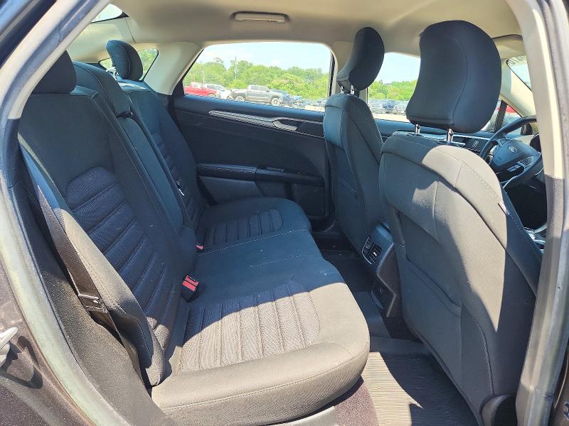 58069476 :رقم المزاد ، 3FA6P0HD4HR189301 vin ، 2017 Ford Fusion مزاد بيع