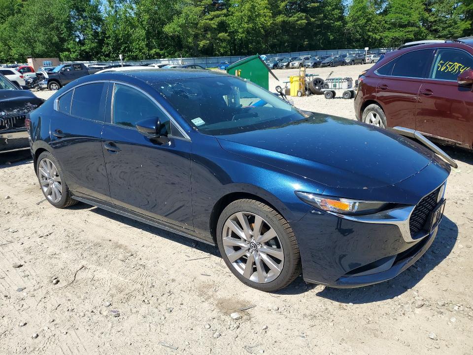 2021 Mazda 3 მანქანა იყიდება აუქციონზე, vin: 3MZBPABM3MM204592, აუქციონის ნომერი: 56790446