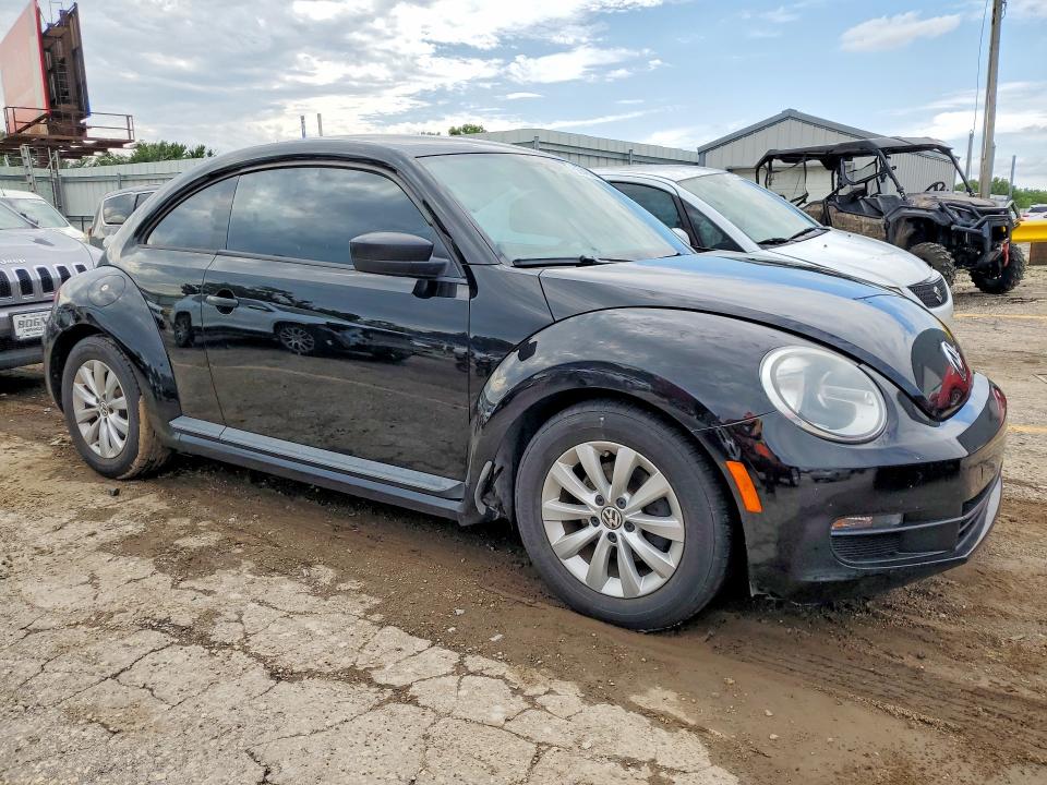 2014 Volkswagen Beetle მანქანა იყიდება აუქციონზე, vin: 3VWFP7AT7EM624080, აუქციონის ნომერი: 58942066