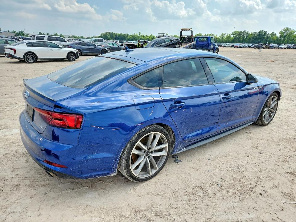 Продажа на аукционе авто 2019 Audi A5, vin: WAUENCF52KA057323, номер лота: 58013496