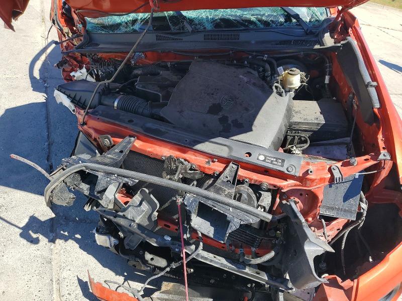 58765826 :رقم المزاد ، 3TMCZ5AN4JM129822 vin ، 2018 Toyota Tacoma مزاد بيع