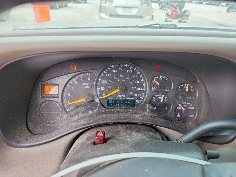 58105596 :رقم المزاد ، 1GTEC19T4YZ365871 vin ، 2000 Gmc New Sierra مزاد بيع