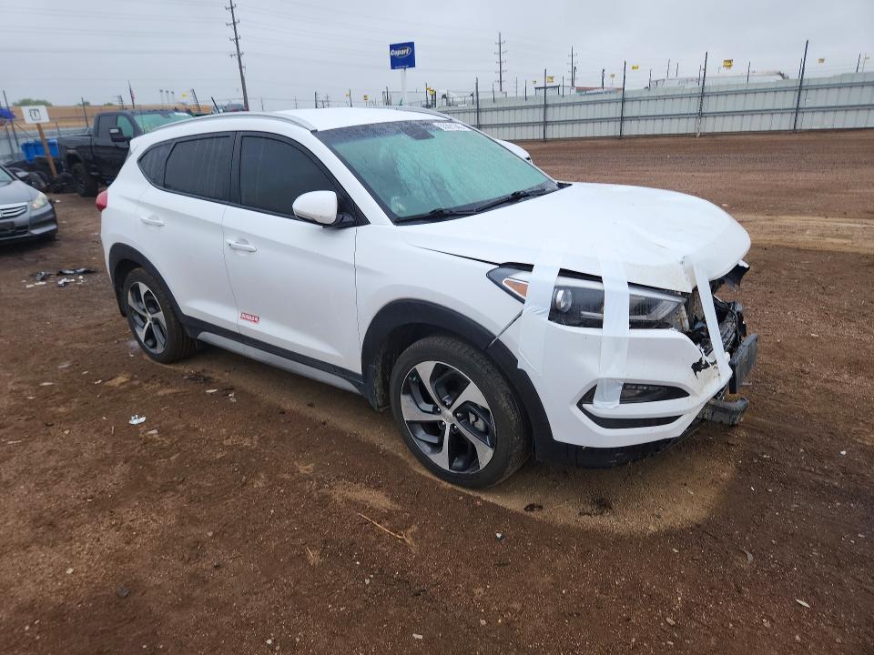 2017 Hyundai Tucson მანქანა იყიდება აუქციონზე, vin: KM8J3CA26HU369510, აუქციონის ნომერი: 55391246