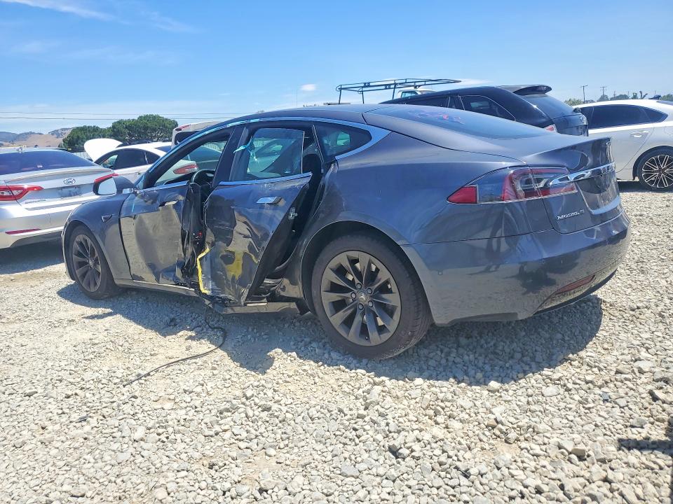 Продажа на аукционе авто 2019 Tesla Model S, vin: 5YJSA1E24KF307309, номер лота: 56632486