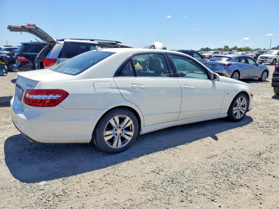 Продажа на аукционе авто 2012 Mercedes-benz E, vin: WDDHF2EB5CA592295, номер лота: 56500486