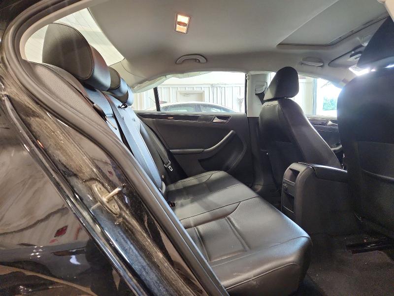 58940966 :رقم المزاد ، 3VWL17AJXHM209665 vin ، 2017 Volkswagen Jetta مزاد بيع