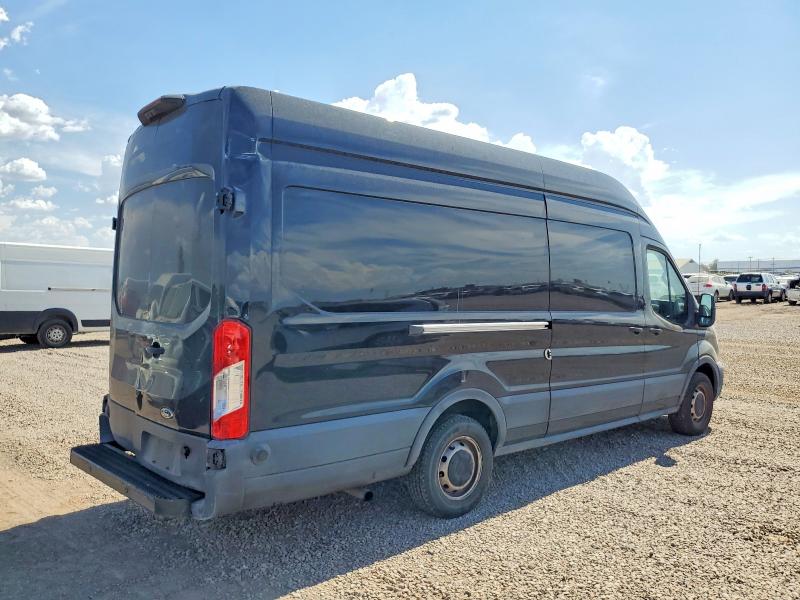57243726 :رقم المزاد ، 1FTBR3XG1LKB22278 vin ، 2020 Ford Transit مزاد بيع