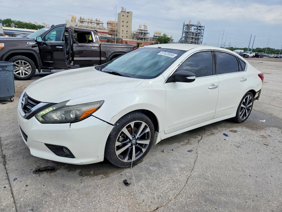 57428956 :رقم المزاد ، 1N4AL3AP8HC160765 vin ، 2017 Nissan Altima مزاد بيع