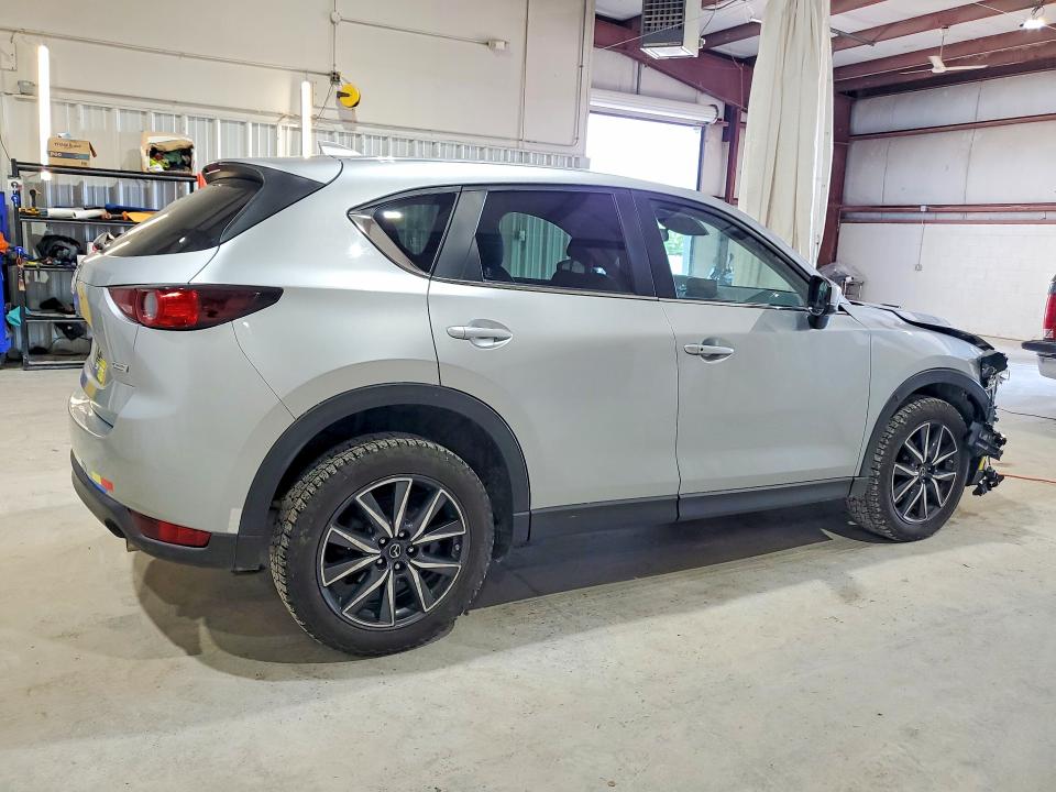 58765756 :رقم المزاد ، JM3KFBCMXJ0426336 vin ، 2018 Mazda Cx-5 مزاد بيع