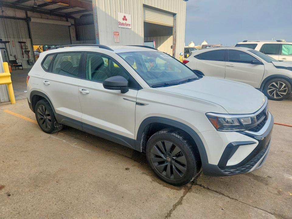 58596466 :رقم المزاد ، 3VV5X7B23RM130195 vin ، 2024 Volkswagen Taos مزاد بيع