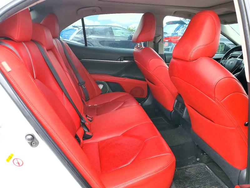 Aukcja sprzedaży 2018 Toyota Camry, vin: 4T1B61HK4JU041501, numer aukcji: 52245956