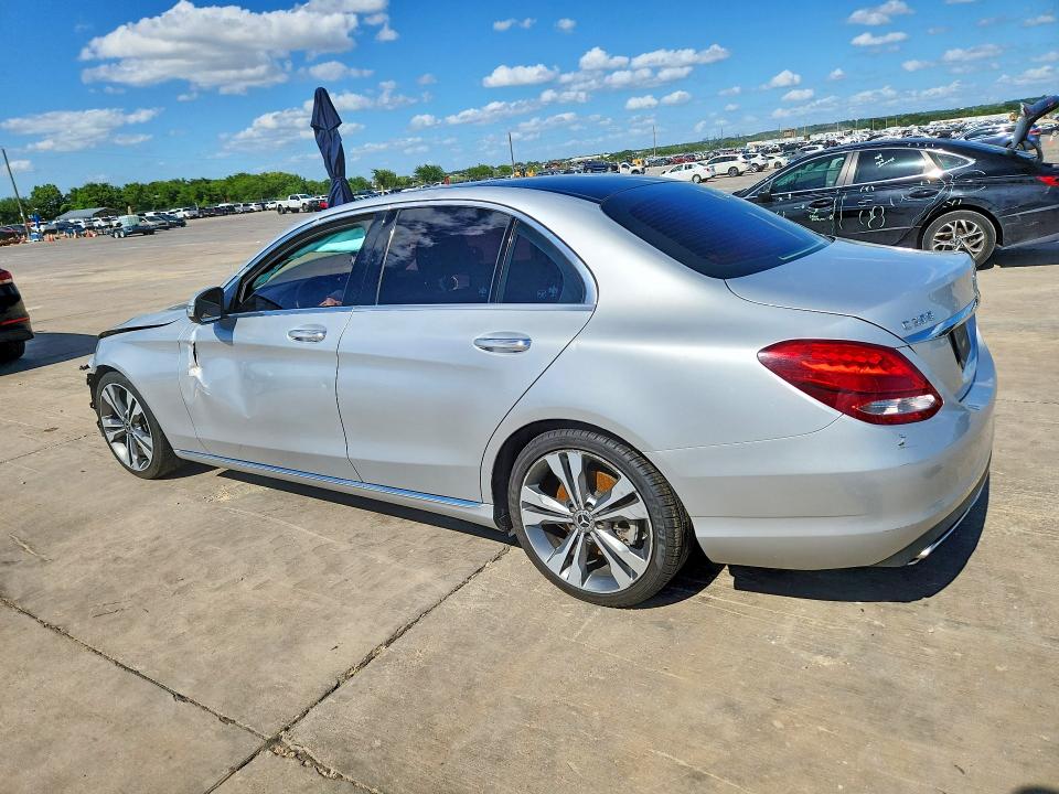 56687466 :رقم المزاد ، 55SWF4JB9FU080696 vin ، 2015 Mercedes-benz C مزاد بيع