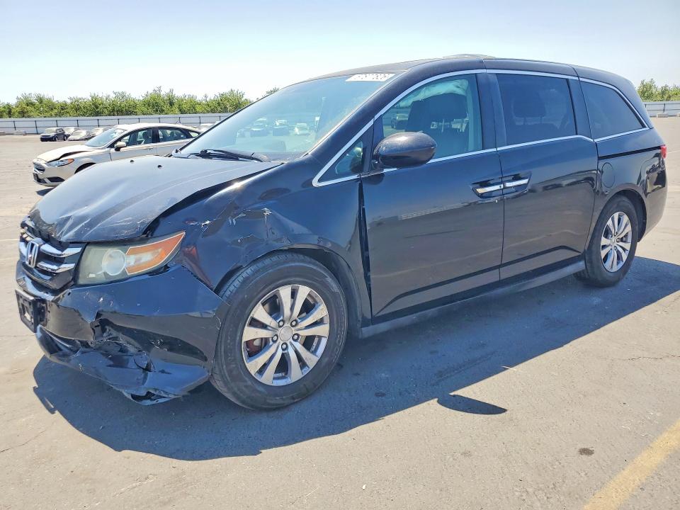 57877826 :رقم المزاد ، 5FNRL5H68FB047565 vin ، 2015 Honda Odyssey مزاد بيع