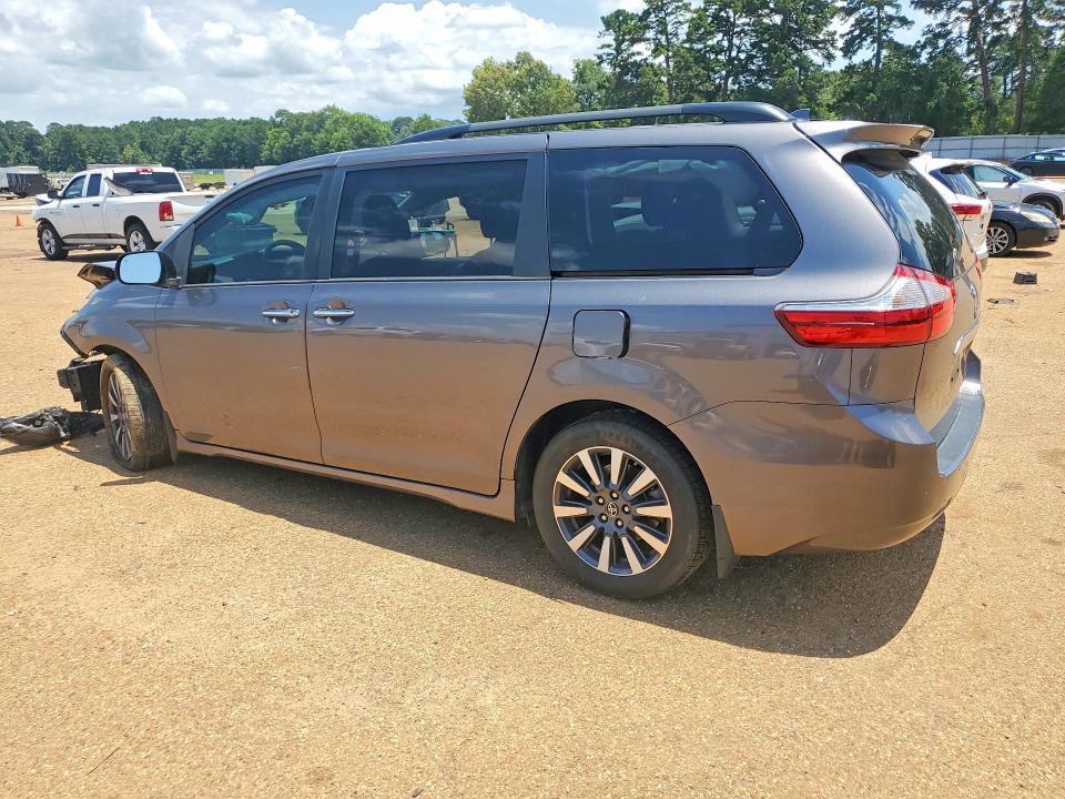 Продажа на аукционе авто 2018 Toyota Sienna, vin: 5TDYZ3DC5JS931106, номер лота: 57911636