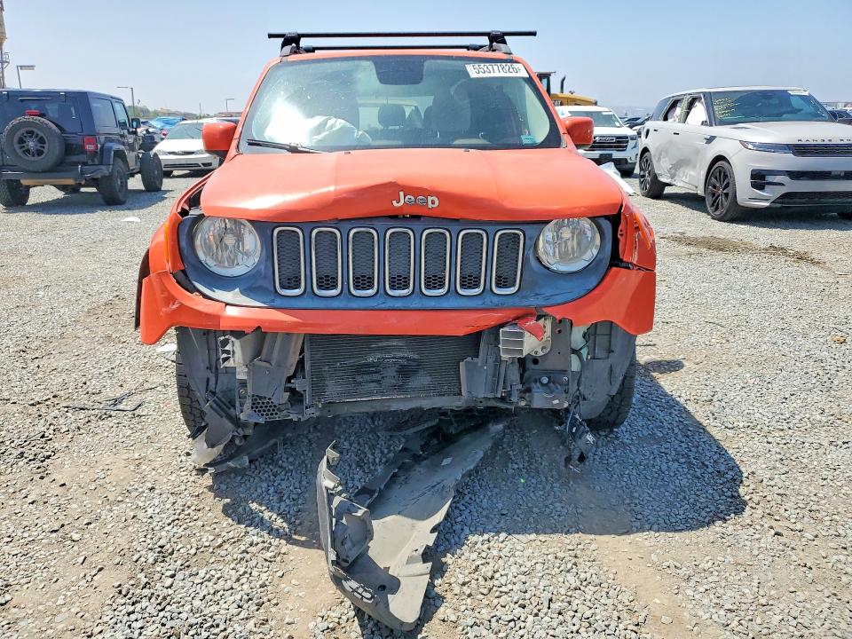 2015 Jeep Renegade მანქანა იყიდება აუქციონზე, vin: ZACCJBBT3FPB17670, აუქციონის ნომერი: 55377826