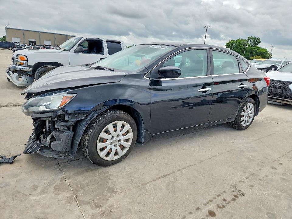 56771566 :رقم المزاد ، 3N1AB7AP2JY209611 vin ، 2018 Nissan Sentra مزاد بيع