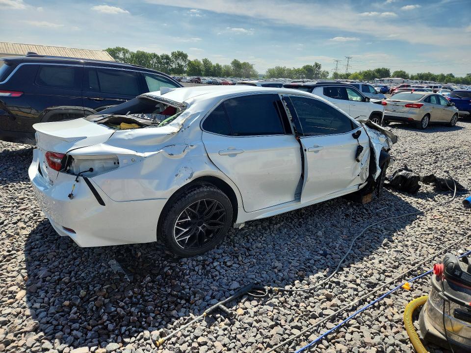 Продаж на аукціоні авто 2021 Toyota Camry, vin: 4T1K31AK4MU552827, номер лоту: 55374196