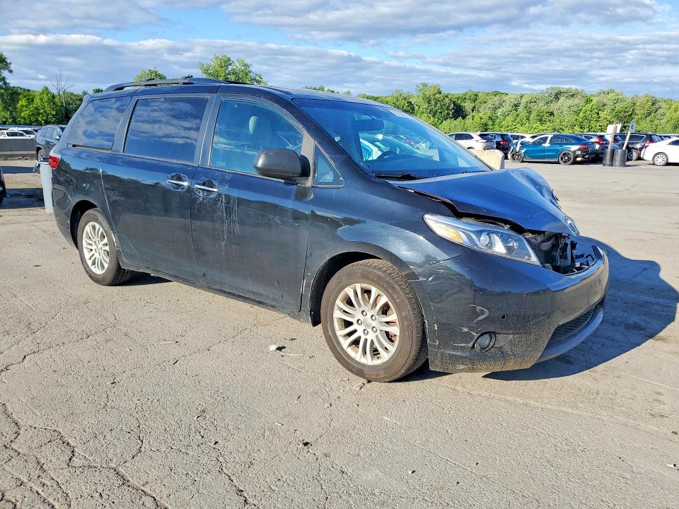 2016 Toyota Sienna მანქანა იყიდება აუქციონზე, vin: 5TDYK3DC3GS758344, აუქციონის ნომერი: 57385786