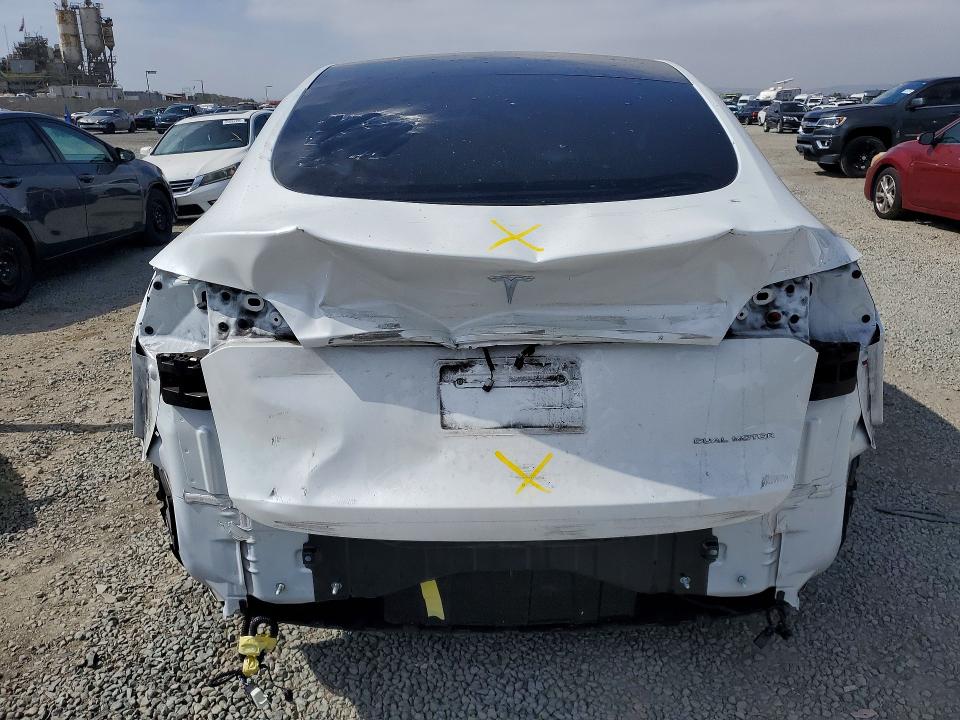 2022 Tesla Model Y მანქანა იყიდება აუქციონზე, vin: 7SAYGDEE5NF385397, აუქციონის ნომერი: 55215806