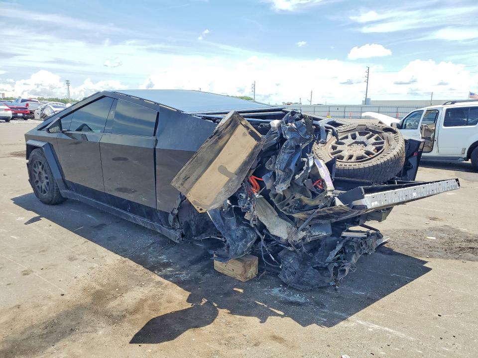 Продажа на аукционе авто 2024 Tesla Cybertruck, vin: 7G2CEHED9RA013718, номер лота: 55575656