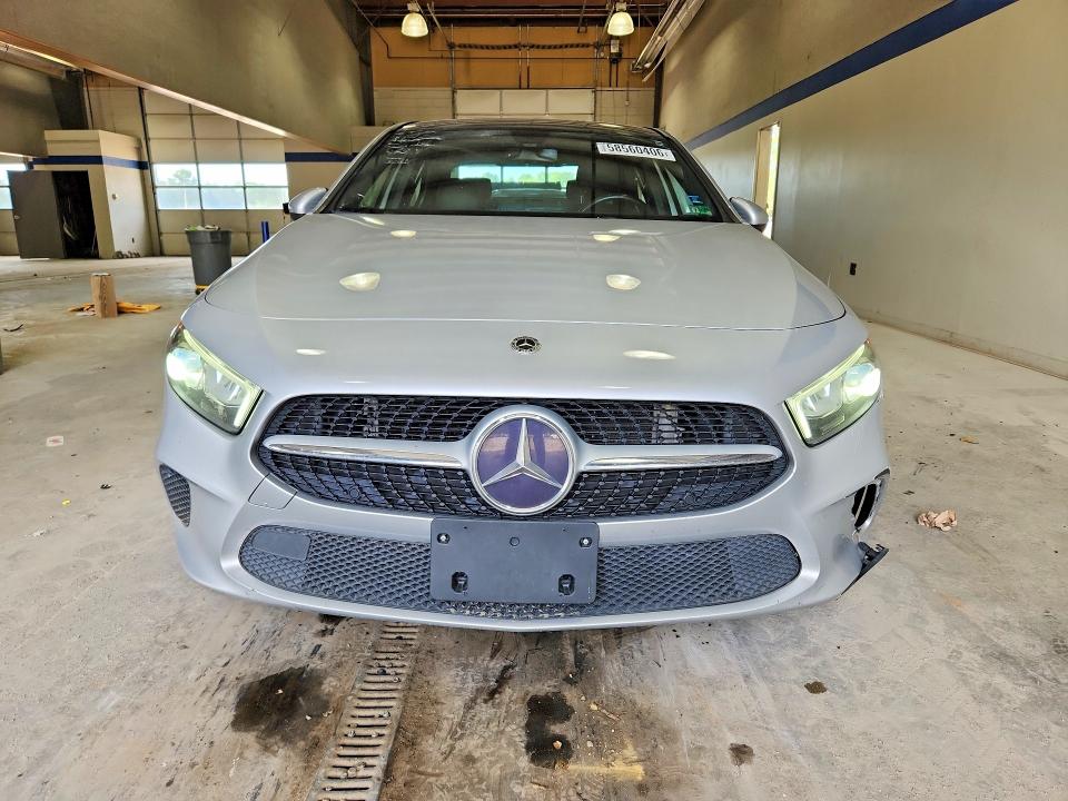 Продажа на аукционе авто 2020 Mercedes-benz A, vin: W1K3G4FB1LJ200012, номер лота: 58560406