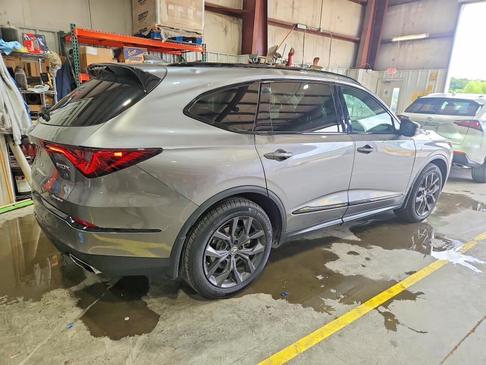 55523006 :رقم المزاد ، 5J8YE1H03PL013902 vin ، 2023 Acura Mdx مزاد بيع