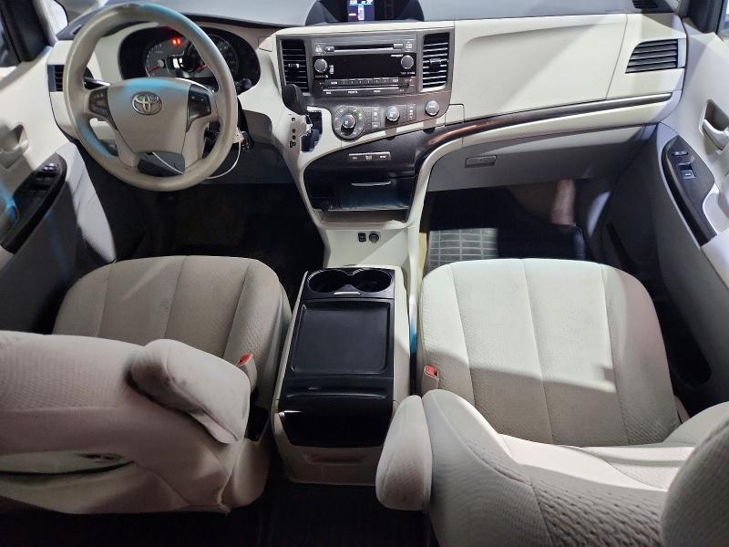 2011 Toyota Sienna მანქანა იყიდება აუქციონზე, vin: 5TDJK3DC4BS025326, აუქციონის ნომერი: 58432756