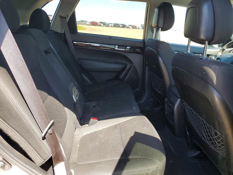 58837776 :رقم المزاد ، 5XYKTCA64FG645290 vin ، 2015 Kia Sorento مزاد بيع