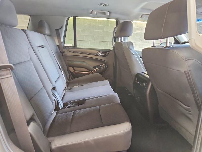 57138556 :رقم المزاد ، 1GKS2AKC9JR245302 vin ، 2018 Gmc Yukon مزاد بيع